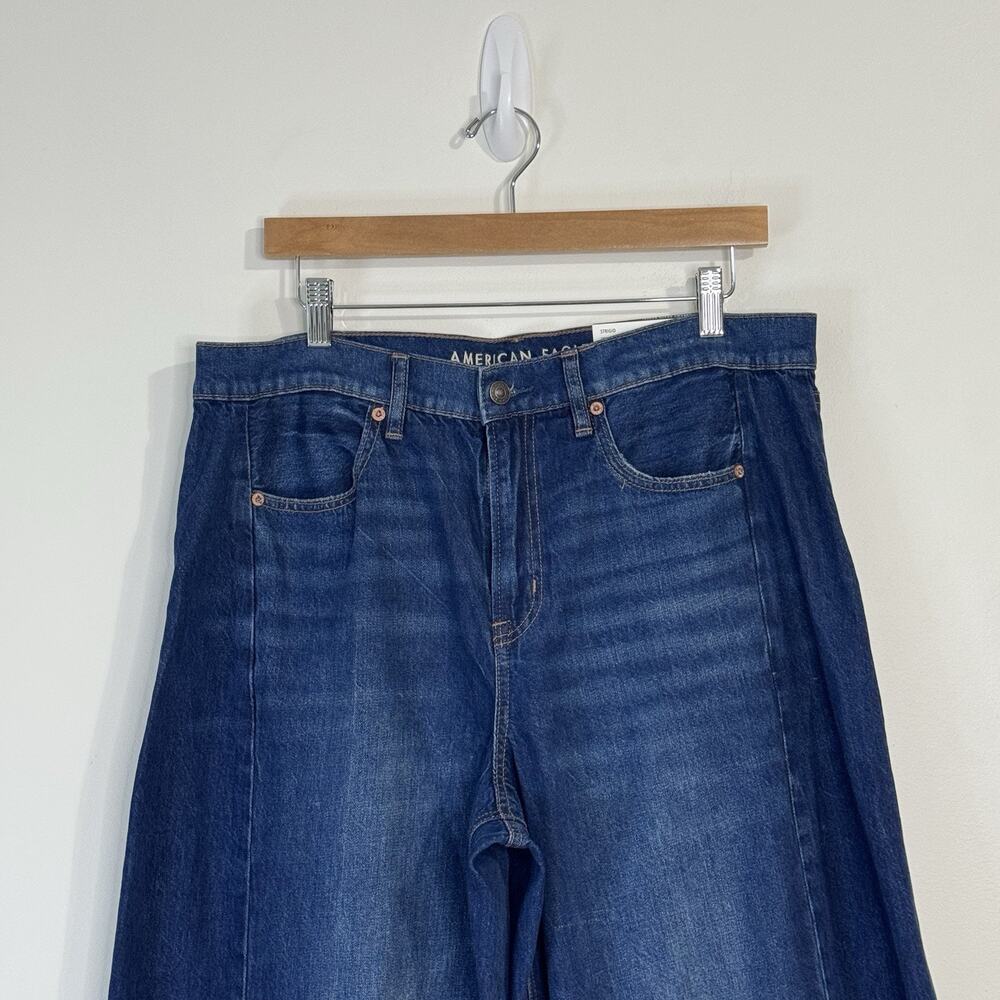 NWT American Eagle Strigid Dreamy Drape Barrel Jeans Size 12 /31W Dark Indigo - Picture 4 of 14